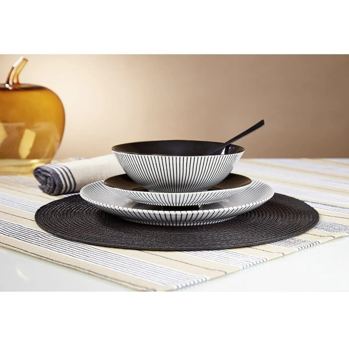 Gifi Assiette creuse rayure noire et blanche