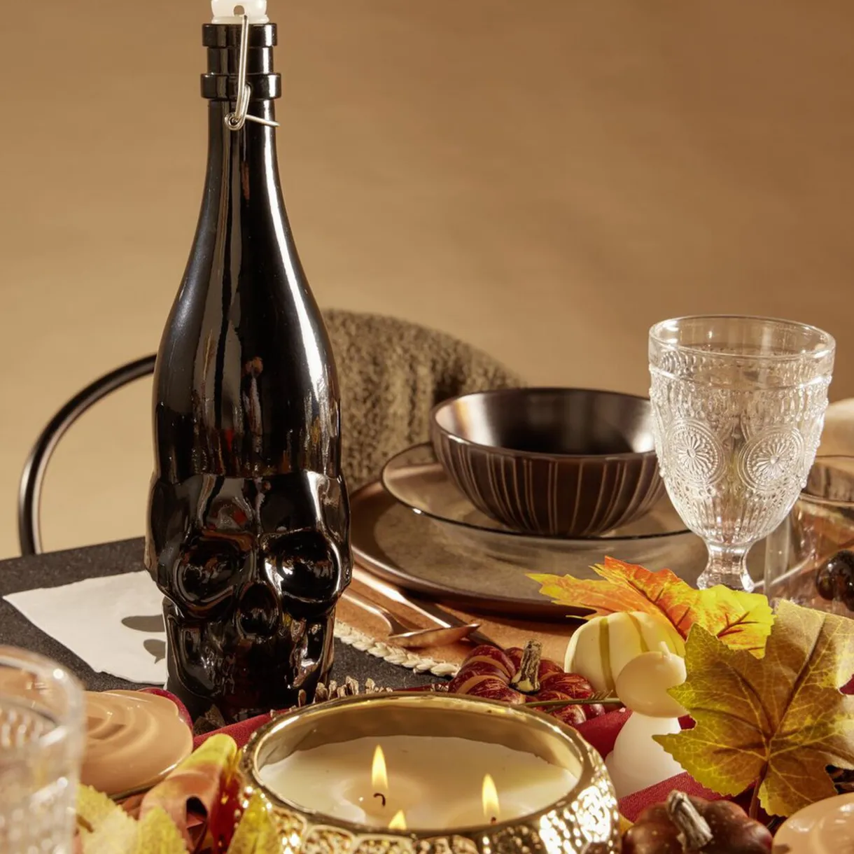 Gifi Bouteille Halloween 1L en verre forme tête de mort noire
