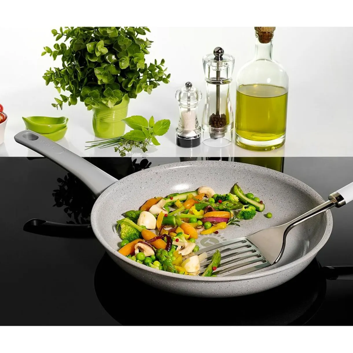 Gifi Poêle tefal Preserve en céramique avec indicateur thermo-spot ø 24 cm Sale