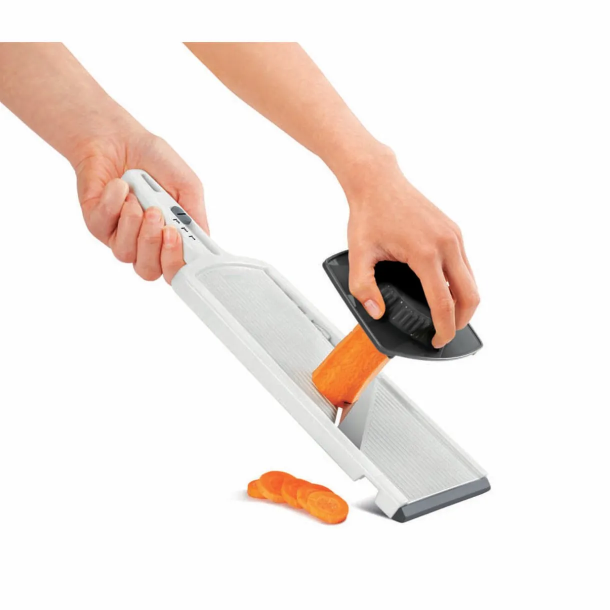 Gifi Râpe multiusage Metaltex mandoline 6 épaisseurs de coupe Outlet